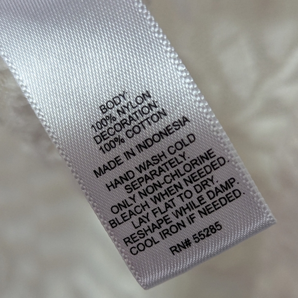 EXPRESS White Embroidered DAISY FLORAL Mesh Lace Boho Festival SHIRT TOP Large - Picture 7 of 8